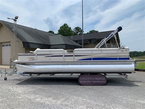 2001 Pontoon Boat (Monarch) 24 foot 10.500 OBO cash No trades. Gadsden, AL. $1,800