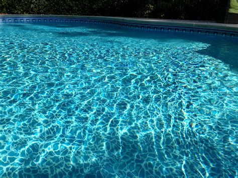 Pool Liner Options: How to Pick a Vinyl Pool Liner - Pool …