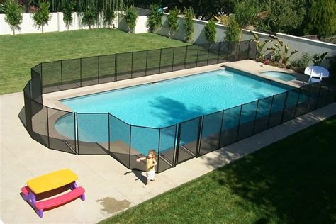 Pool Nets - Florida Pool Fences