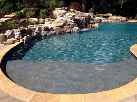 Pool Tile Contractors Near Me