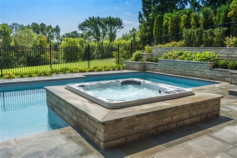 Pool with hot tub. Jan 22, 2020 - Explore carie ferrell's board "Pool & Hot Tub Ideas", followed by 1,266 people on Pinterest. See more ideas about pool, pool hot tub, swimming pools. 