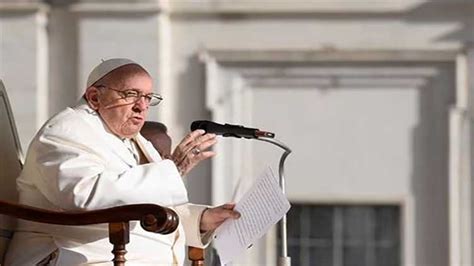 Pope Francis in hospital for check-up, has agenda cleared