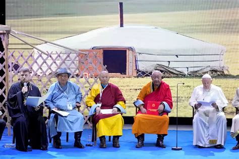 Pope joins shamans, monks and evangelicals to highlight Mongolia’s faith diversity, harmony