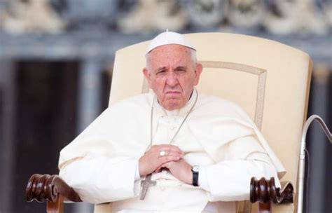 Pope speaks of secret peace 'mission,' help for Ukraine kids