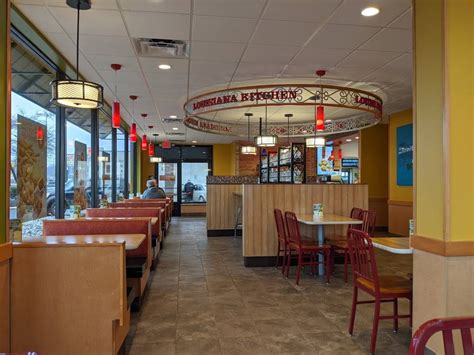 Popeyes broad st. Get a taste of Louisiana fried chicken beginning Friday at 10:15 a.m. According to Dan Sokil of The Reporter, Popeyes Louisiana Kitchen opens for business at the former KFC site on Broad Street in ... 