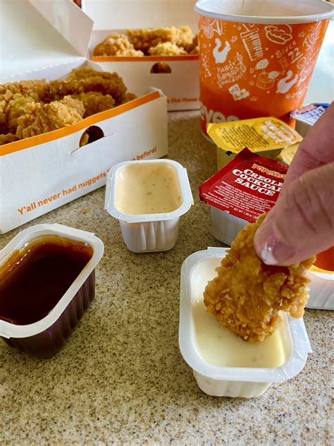 Popeyes nugget sauces. 4pc Strawberry Biscuits $8.69. A sweet and salty biscuit filled with strawberries topped with icing. Restaurant menu, map for Popeyes located in 32309, Tallahassee FL, 3511 Thomasville Rd. 