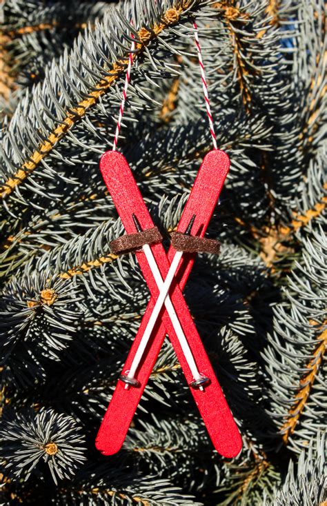 Popsicle Stick Ski Ornament - Sweet Pea