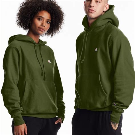 Popular hoodie brands. Dec 28, 2023 · Here are the top 5 material choices that are commonly used by hoodie brands: Cotton: Known for its breathability and softness, cotton is a popular choice for hoodie brands. It is comfortable to wear and allows for easy customization with printing and embroidery. 