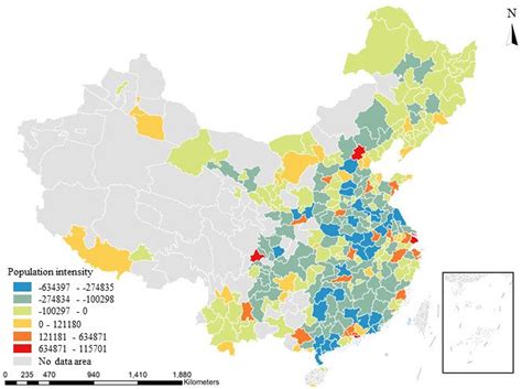 Population inflow and outflow of cities after the Spring Festival. (A ...