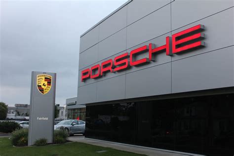 Porsche of fairfield. Porsche of Fairfield. 3.8 (99 reviews) 475 Commerce Dr Fairfield, CT 06825. Visit Porsche of Fairfield. Sales hours: 9:00am to 6:00pm. Service hours: 7:30am to 5:30pm. View all hours. 
