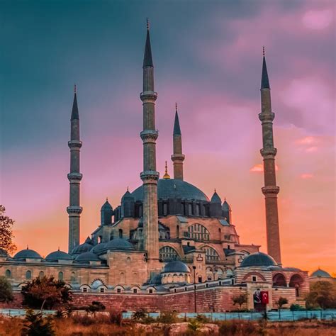 veodersti.rgarabwor.edu.pl. 