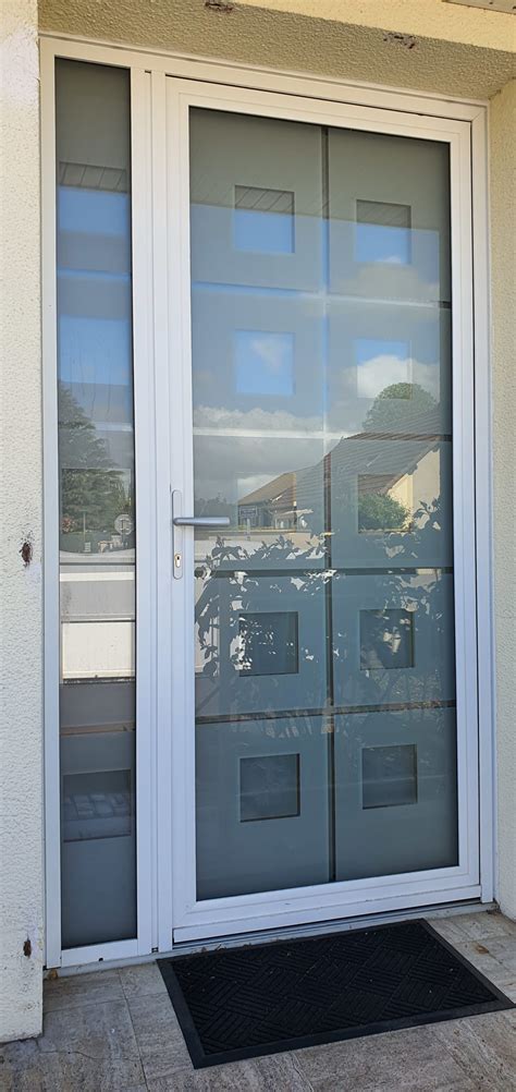 Porte aluminium extérieur
