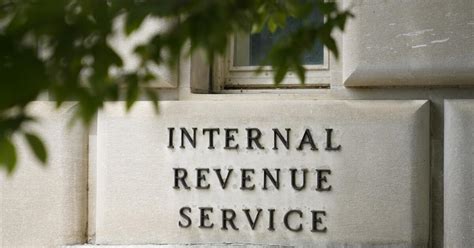 Porter, Warren accuse tax prep firms of undermining new IRS effort on electronic free file tax returns