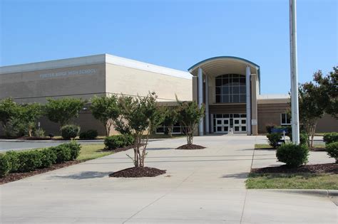 Porter ridge nc. Porter Ridge Middle School is a highly rated, public school located in INDIAN TRAIL, NC. It has 1,285 students in grades 6-8 with a student-teacher ratio of 19 to 1. According to state test scores, 59% of students are at least proficient in math and 60% in reading. 