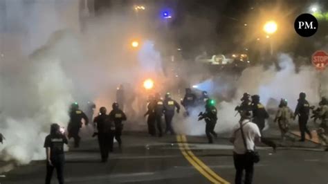 Portland ICE Protest: Judge Rules On Crowd Control Limits & Officer Identification (2026)