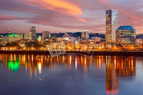 Portland oregon wunderground. Oregon, also known as the “Beaver State,” is a captivating destination that boasts stunning natural landscapes. From its rugged coastline to its majestic mountains, this state offe... 