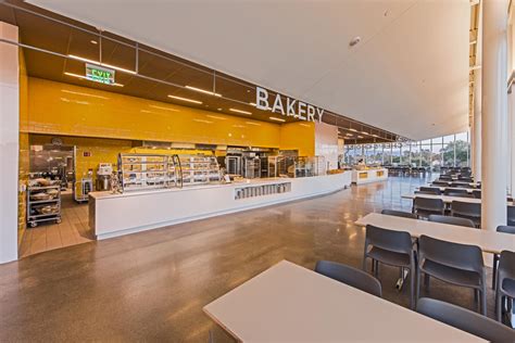 Portola dining commons. Feb 6, 2018 · Addison Morris. In fall 2017, UCSB opened its newest dining hall, the modern Portola Dining Commons — the result of $20 million and four years of planning, according to UCSB Housing, Dining & Auxiliary Enterprises. However, many students haven’t tried it yet. Allow me to help UCSB students get their money’s worth — after all, the ... 