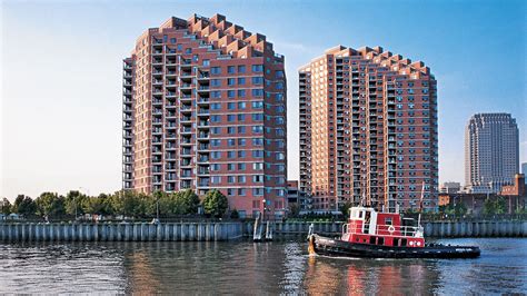 Portside towers. Portside Towers has 3 shopping centers within 1.2 miles. Transit Stations Address Drive Distance; Essex Street-West Side Avenue-Tonnelle Avenue: 41 Essex St: 1 min: 0.1 mi: Essex Street-22nd Street-Hoboken Terminal: 41 Essex St: 1 min: 0.1 mi: Marin Boulevard-22nd Street-Hoboken Terminal: 152 Luis MuÃ±oz MarÃ­n Blvd: 1 min: 