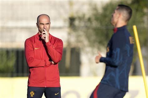 Portugal back with Martínez as coach, Ronaldo in the squad