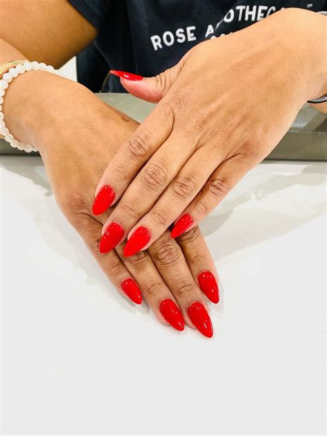 Posh nail spa moorestown services. Posh Nails - Services. Our professionally licensed technicians provide a wide variety of nail care and nail design services in a relax and friendly environment. Come join us - we welcome walk-ins as well as appointments! 