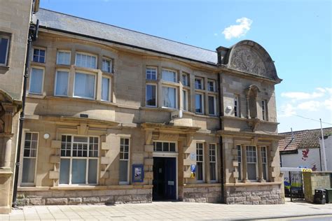 Post Office in North Berwick, Edinburgh – Opening times