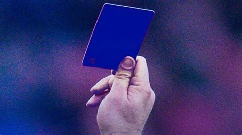 Postecoglu: Mavi kart futbolu mahvedecek