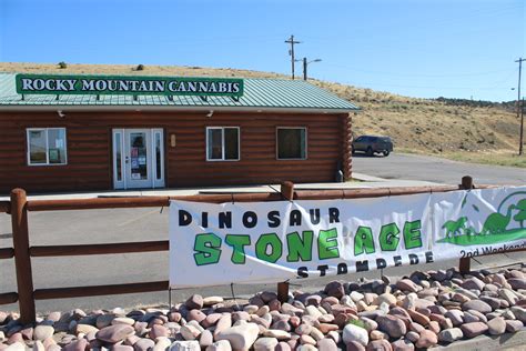 Pot boom wakes sleepy Dinosaur, Colorado: “There’s money running out of our ears”