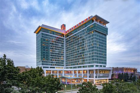 Potawatomi hotel. With a stay at Potawatomi Hotel & Casino in Milwaukee, you'll be near the airport, just steps from Marquette University and a 2-minute drive from Harley-Davidson Museum. This 4.5-star hotel is 1.3 mi (2.1 km) from The Rave-Eagles Club and … 