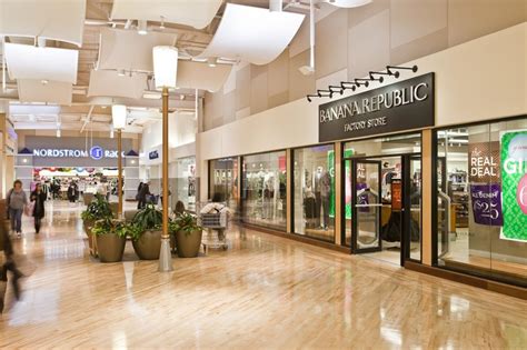 Potomac mills times. Potomac Mills is Virginia's largest outlet mall and features an indoor shopping experience with over 200 stores, including Bloomingdale's-The Outlet Store, Neiman Marcus Last … 