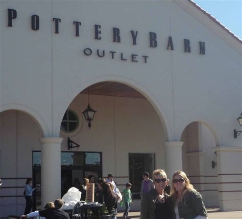 Pottery barn outlet locations. Feb 22, 2022 · Pottery Barn Outlet Northborough: January 24, 2022. Hi, it’s Laura, Kristen, & Alyssa! We are three sisters from Massachusetts who have been shopping outlet stores and hunting for deals as long as we can remember – one might say it’s in our genes! We are regulars at the Wrentham Village Premium Outlets and love shopping the Northborough ... 