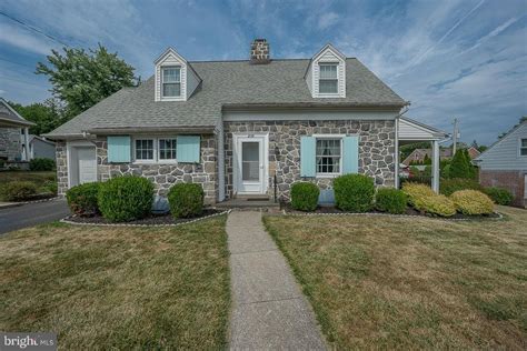 Pottstown pa homes for sale. Zillow has 17 homes for sale in 19465. View listing photos, review sales history, and use our detailed real estate filters to find the perfect place. 
