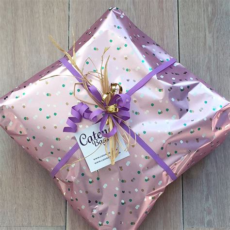 Pouch Gift Wrap