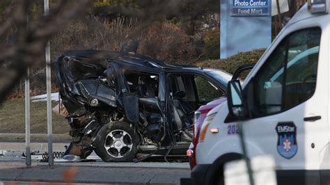 Feb 9, 2024 · NEWBURGH, NY — A Poughkeepsie woman was killed in a three-car crash in the town of Newburgh Wednesday. The Town of Newburgh Police Department said the crash happened around 9:40 a.m. in the area ... . 