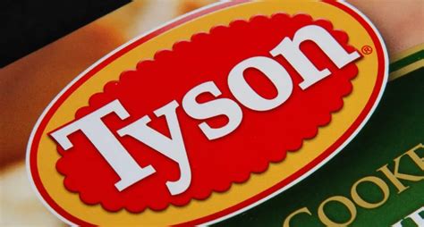 Poultry farmers file lawsuit against Tyson Foods after Missouri plant closure