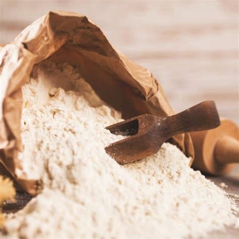 Pound of flour in cups. Where can you find high-gluten flour? We have the list of places -- online and in-store -- that sell high-gluten flour, plus the places that don't sell it. Disclosure: FQF is reade... 