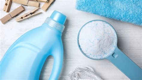 Powder vs liquid laundry detergent. Liquid detergent contains fewer chemicals than powder detergent, which makes it better for the environment. Many washing machines work better with liquid … 