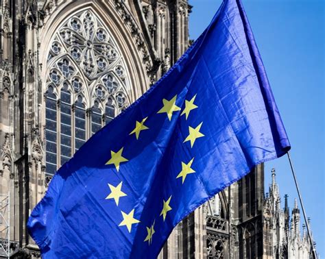 Power grab by France, Germany and Italy threatens to kill EU’s AI bill