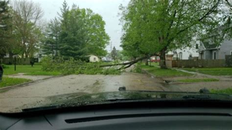 by Chris Lueneburg- Sun, May 19th 2019 at 3:57 PM. BELOIT, Wis. - The Beloit Police Department reported fallen trees and branches across the city and some power outages after a storm Sunday afternoon. Officials said in a Facebook post that the weather caused branches and trees to fall, blocking several roads and hitting electrical …