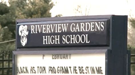 Power outage cancels in-person classes at Riverview Gardens High School