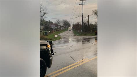 The National Weather Service says the city of Elgin received 2.55 inches of rainfall over the last 24 hours. ... East Dundee Public Works Director Phil Cotter said there was a power outage in one .... 