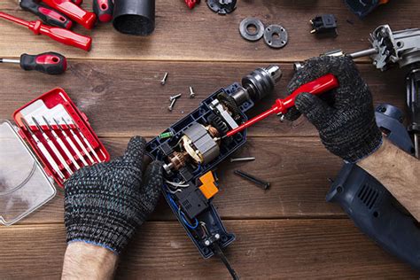 Power tool repair. Free repair help to fix your power tools. Use our DIY troubleshooting and videos. Then, get the parts you need fast. 1-877-650-2121 