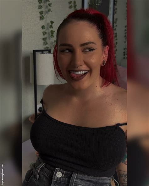 Power_midget onlyfans nude. Peta's content is ad-free and she provides regular longer filthier PPV vids. As for her physical characteristics, Peta is a 4ft 8" powerlifter from the UK. She is also a self-proclaimed nerd. Her unique combination of physical attributes and interests sets her apart on OnlyFans. 