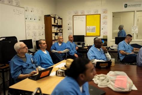 Pozniak: College classes in prison keep incarcerated from returning