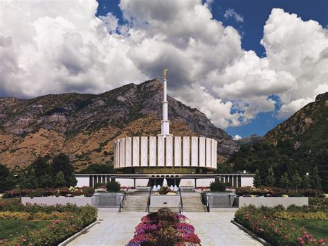 6,218 feet | 1,896 meters. Temple Locale. The Star Valley Wyoming Temple stands on a gentle rise overlooking Highway 89, just south of the community of Afton near the mouth of Hale Canyon. A unique feature of the building in the foyer is a stunning stained-glass depiction of Jesus Christ, which was a refurbished piece originally created for a ....