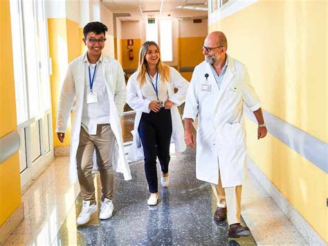 Pre med shadowing abroad. Hear from students who participated in pre-med shadowing firsthand. Pre-Med Shadowing Abroad. While there are many ways to shadow a doctor, traveling abroad can give pre-meds the most immersive and beneficial experience. 
