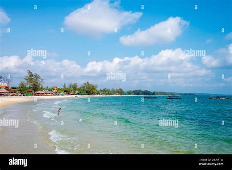 Preah sihanouk beach. .  <a href=http://tools.serv00.net/assets/images/rmpxalj/un...