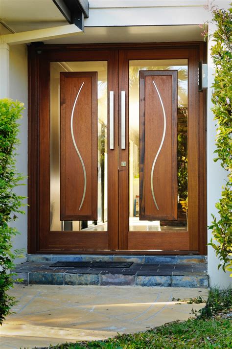 Precision door. Are you renovating your home or did you purchase a home that needs some upgrades? If so, replacing a door may be on your to-do list. Knowing the costs is essential for determining ... 