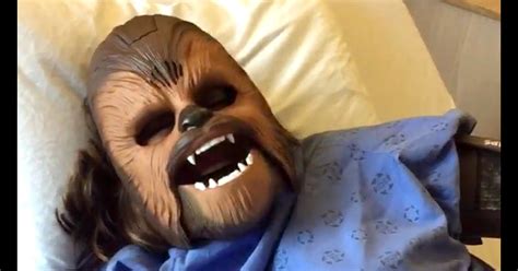 Pregnant woman wears Chewbacca mask while in labor - Today