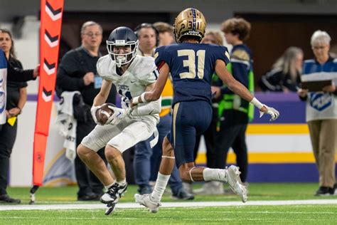 Prep Bowl: Chanhassen nips St. Thomas Academy in wild Class 5A title game