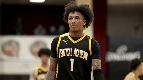 Prep basketball star Mikey Williams to face 3 additional charges in shooting case